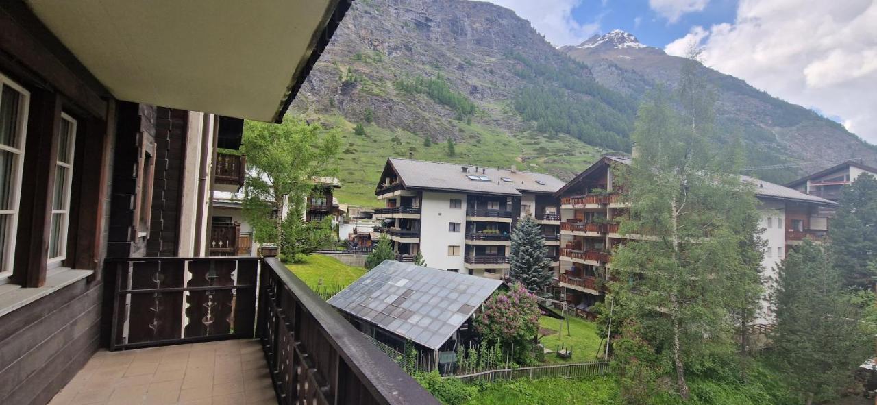 La Perle Apartments Zermatt Extérieur photo